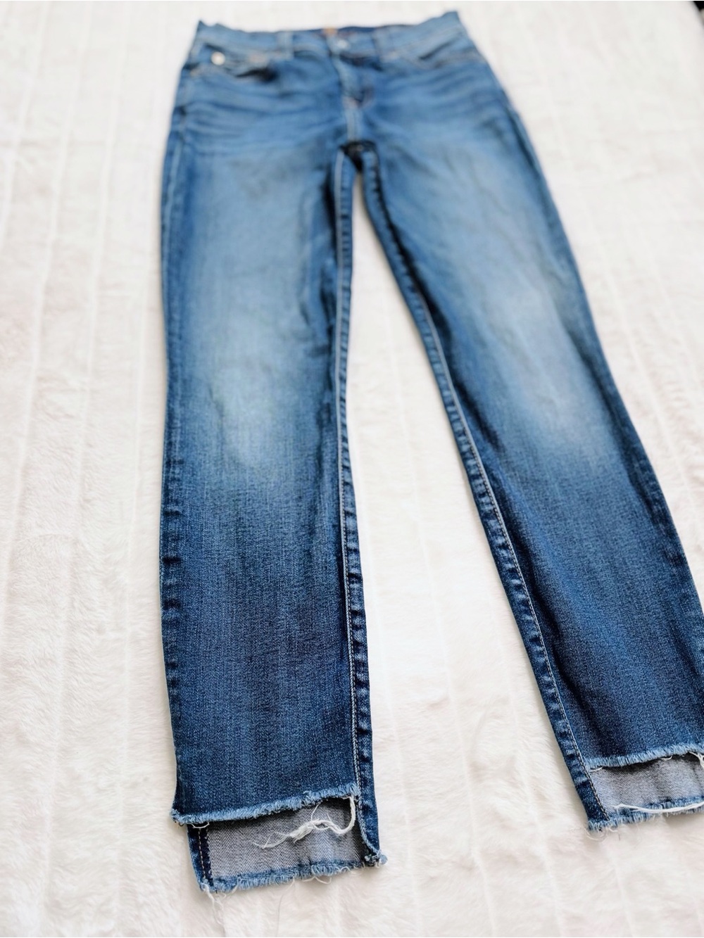 7 For All Mankind The Ankle Skinny Stretch Jeans Women Sz 26 Raw Hem Cropped EUC